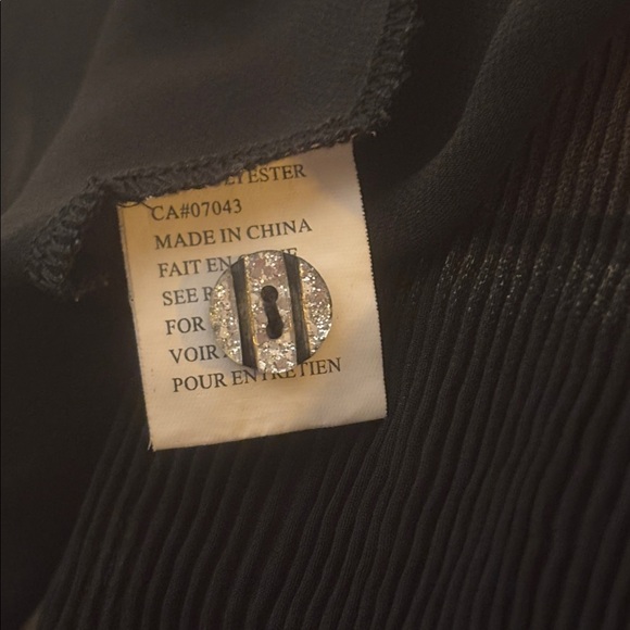 Lindi Sheer Button Front Tunic Blouse Size M - Picture 12 of 12